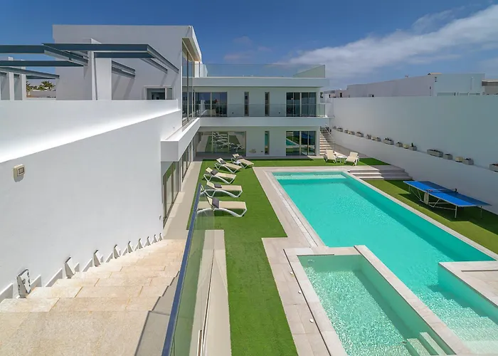 Monarca Costa Teguise