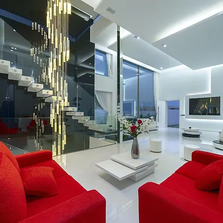 Monarca * Costa Teguise