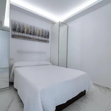 Monarca * Costa Teguise