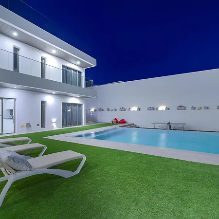 Villa Monarca
