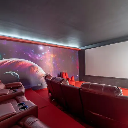 Monarca Costa Teguise