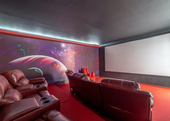 Monarca Коста-Тегисе